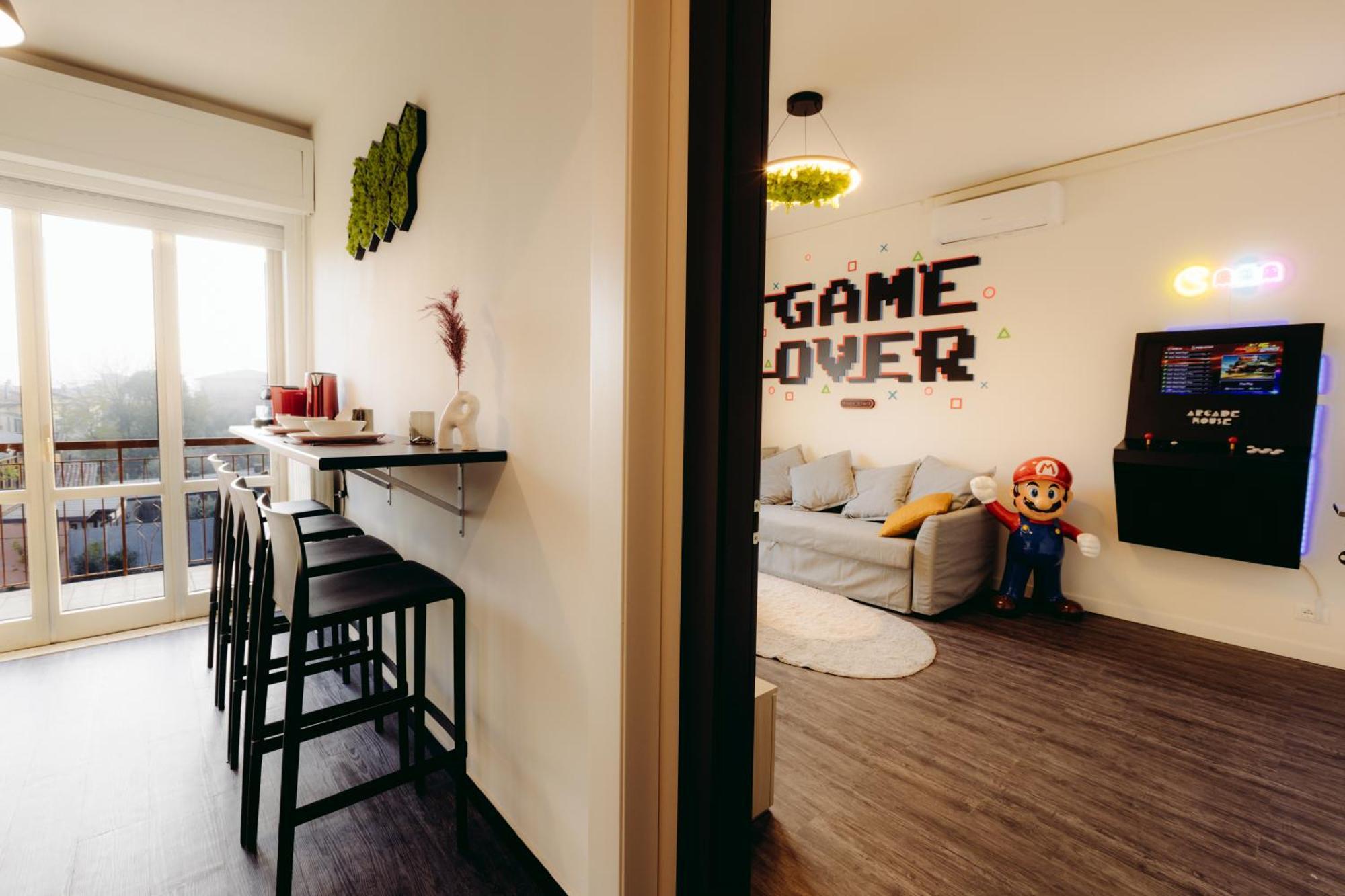 Arcade House Verona Fiera Netflix + Videogame Dış mekan fotoğraf